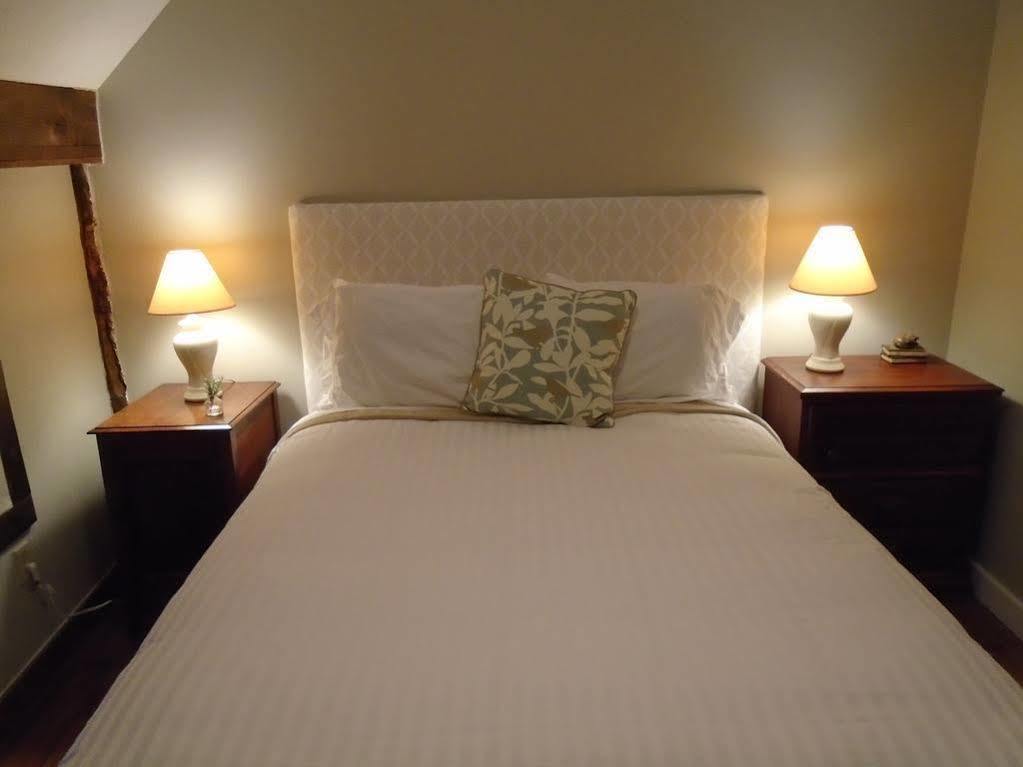 The Karass Inn Chester Buitenkant foto